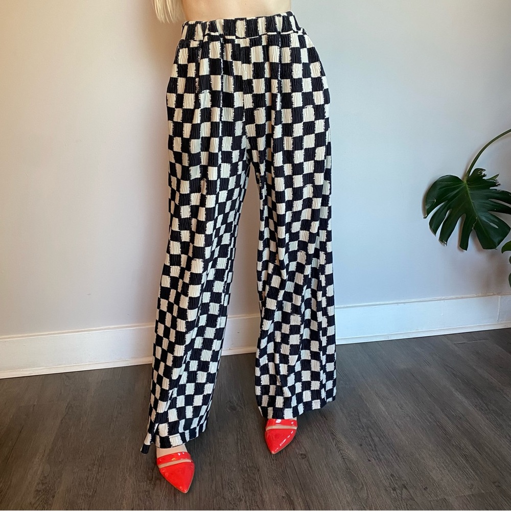 KOREAN UNKNOWN BRAND WIDE LEG PANT
